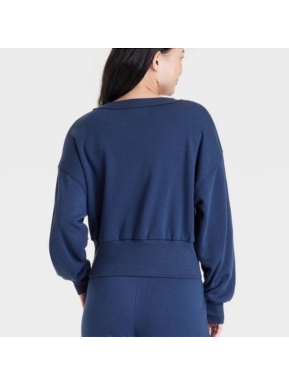 Grayson Threads Navy "It Girl" Cropped Crewneck Sweatshirt Size Large EUC - Picture 2 of 6